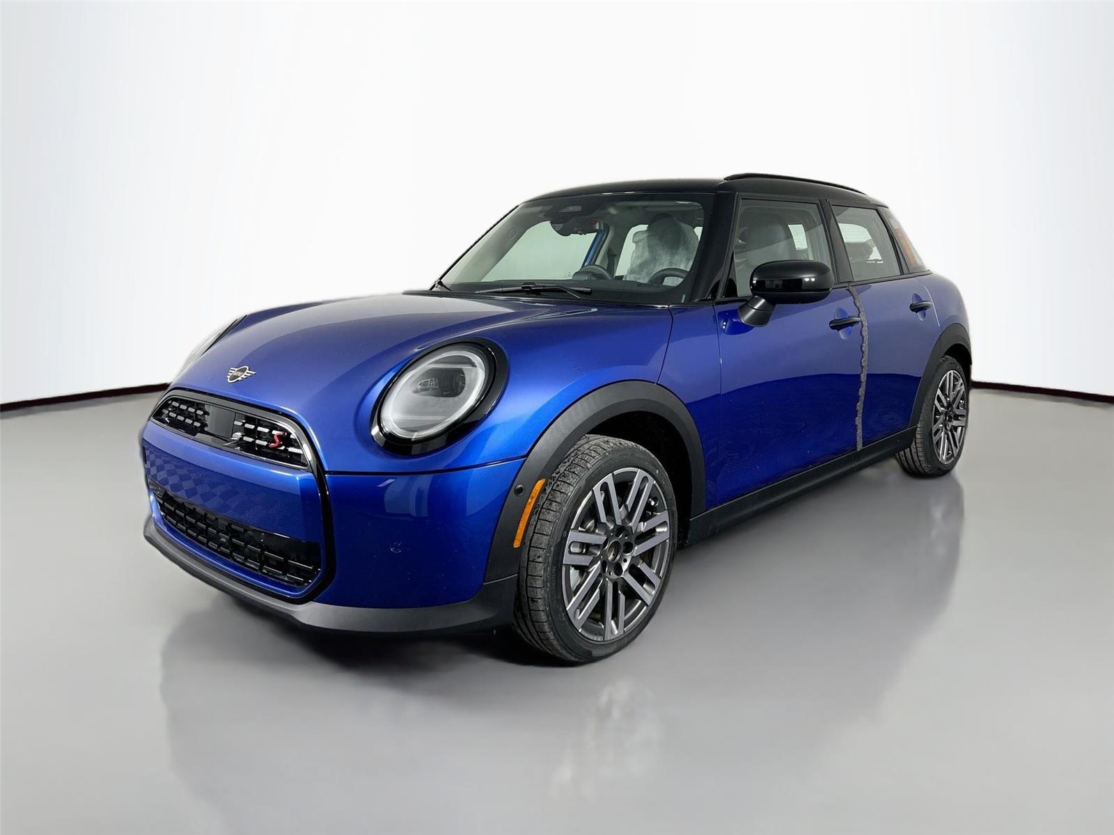 2025 Mini Cooper 2 Door Hardtop S photo 2