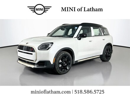 2027 MINI Countryman Signature Plus SUV