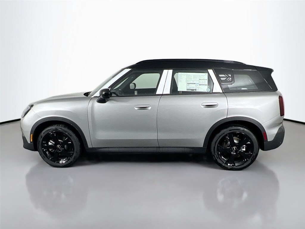 New 2026 MINI Countryman Signature Plus SUV
