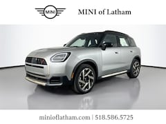 2026 MINI Countryman Signature Plus SUV