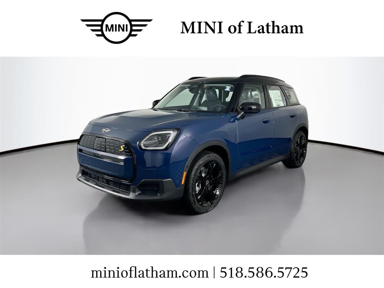 2025 MINI Countryman SE's photo