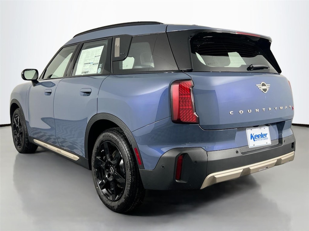 New 2026 MINI Countryman Signature Plus SUV
