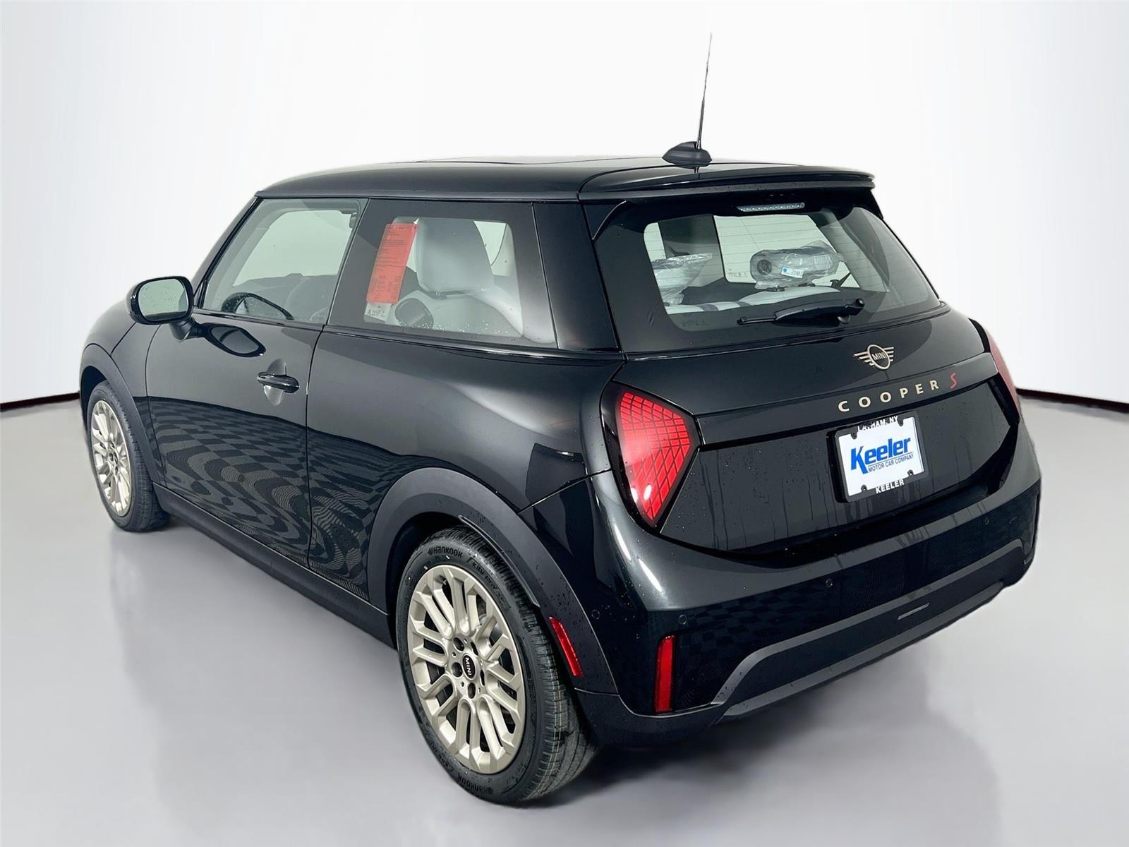 2026 MINI Hardtop 2 Door S - Photo 4