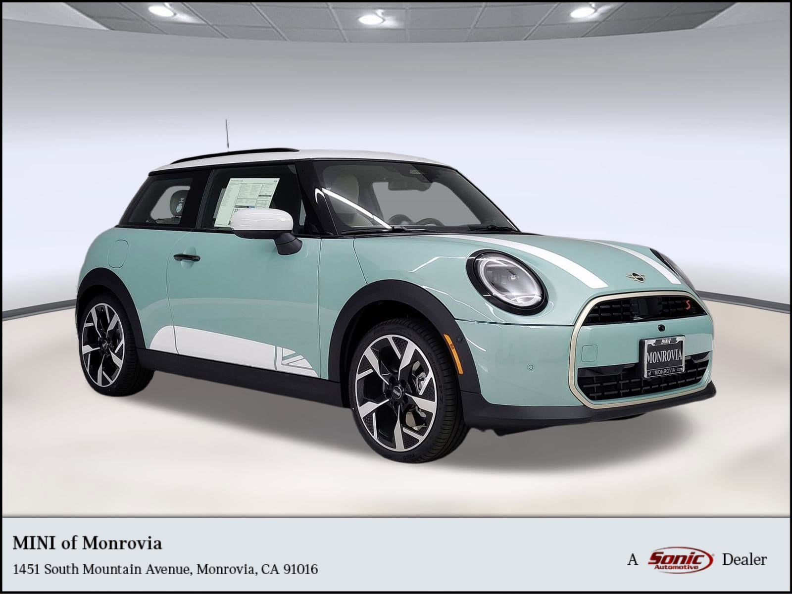 2026 MINI Hardtop 2 Door S's photo