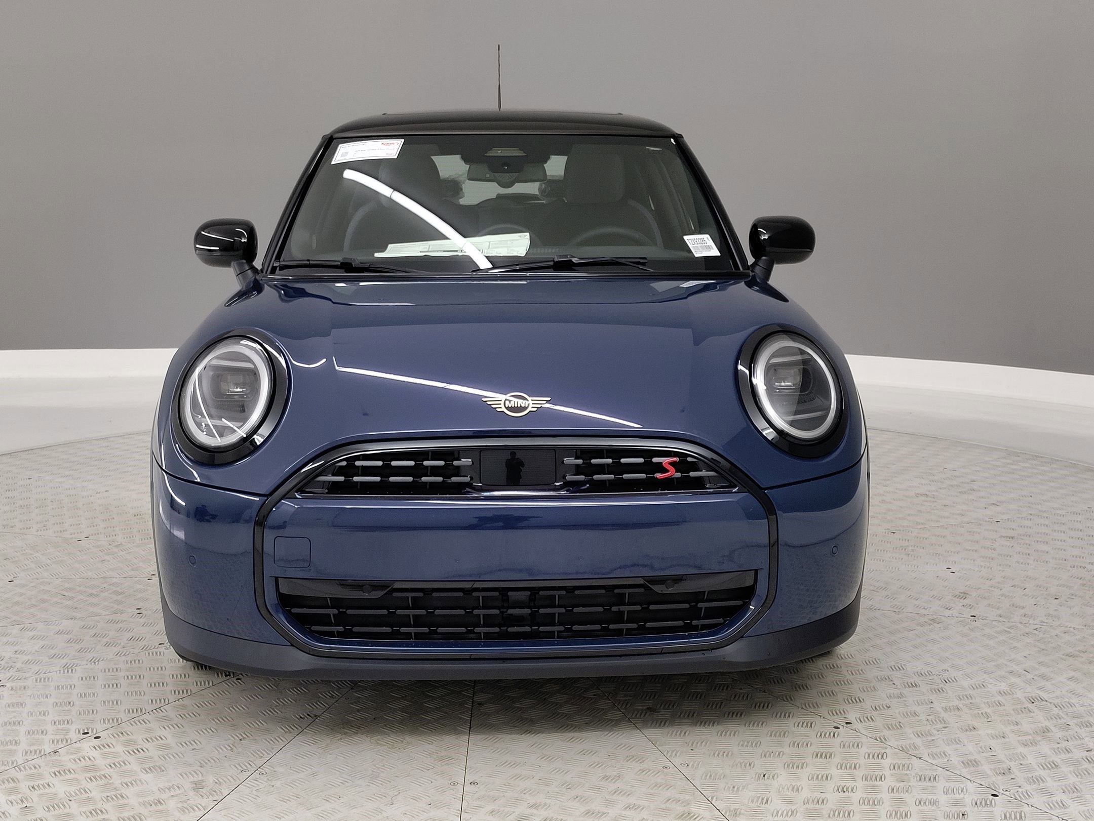 2026 Mini Cooper Hardtop S photo 2