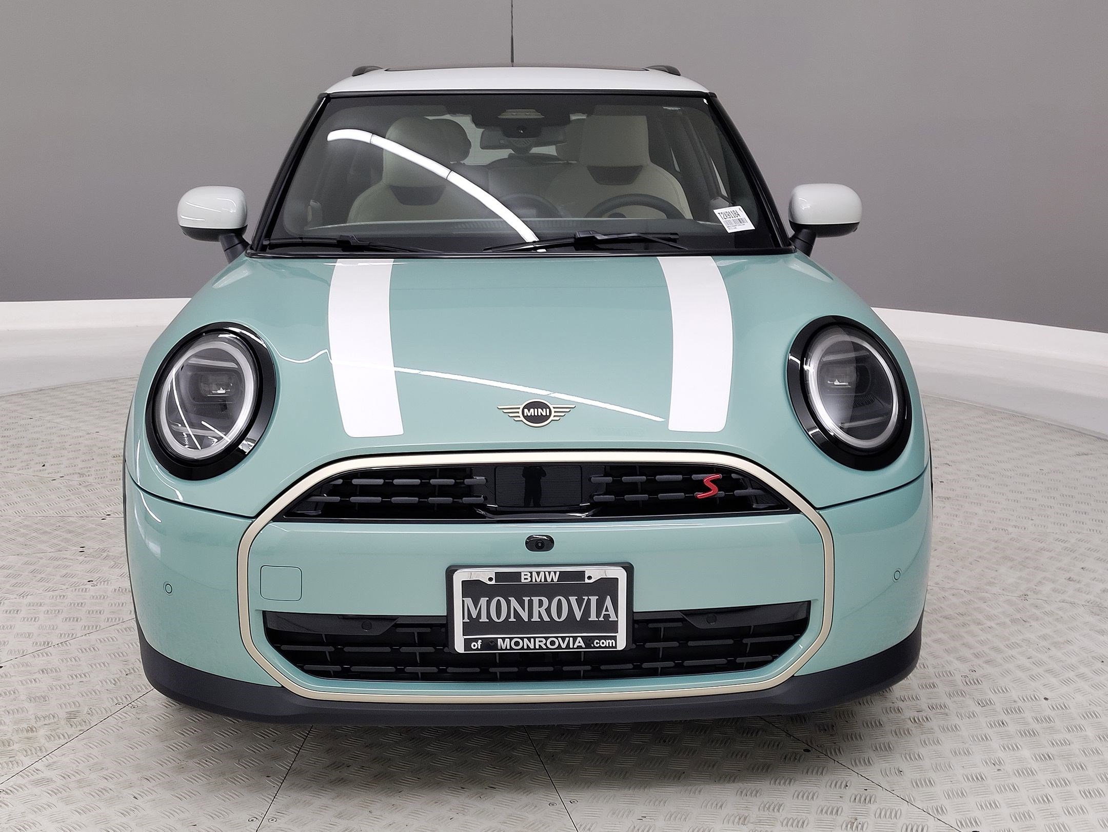 2026 Mini Cooper S Iconic photo 2