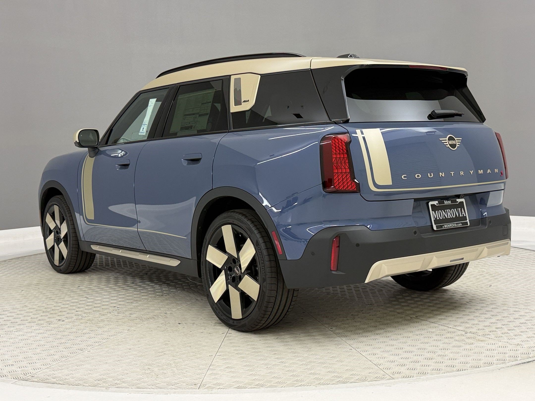 New 2027 MINI Countryman Iconic SUV