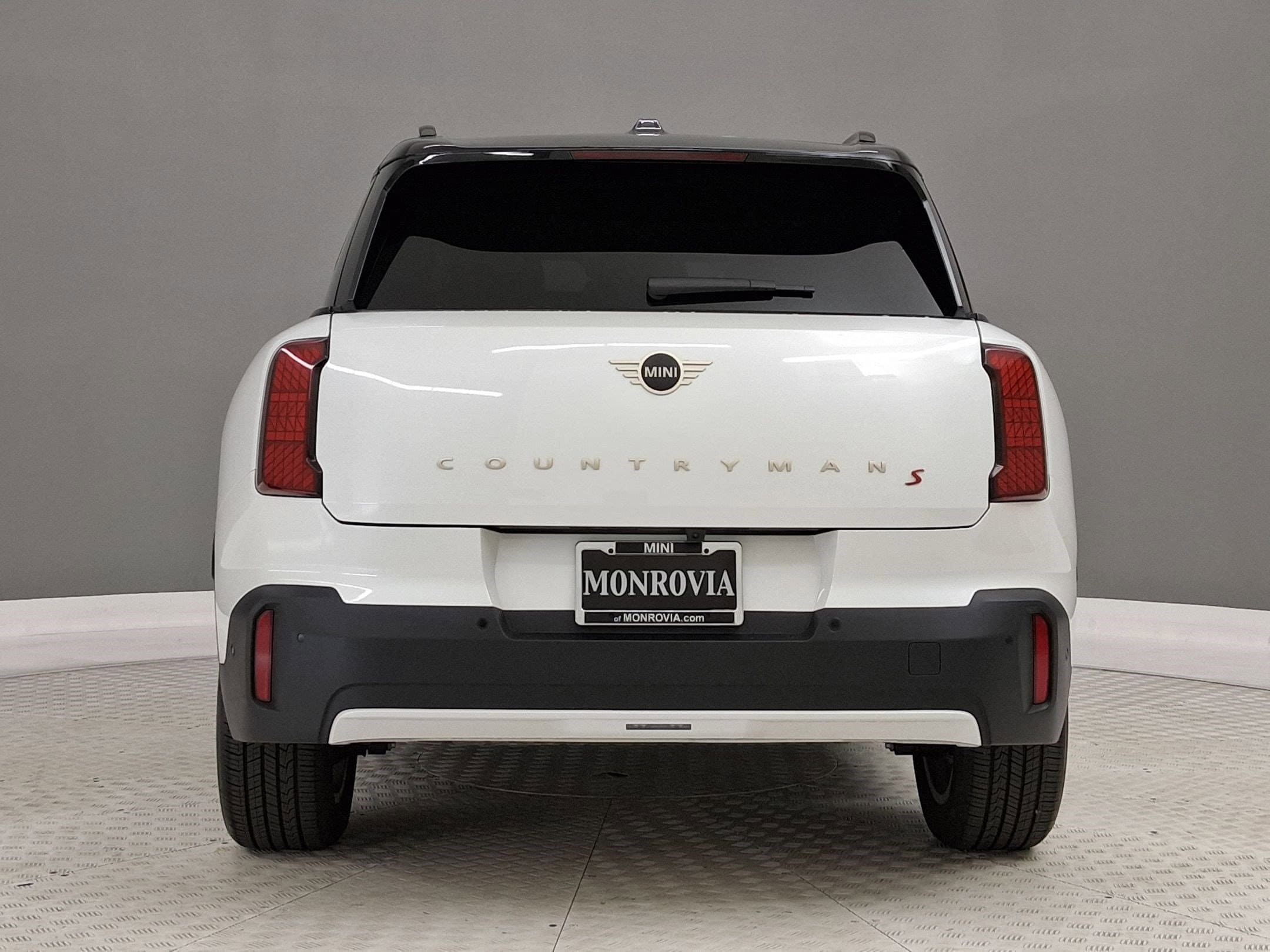 2025 MINI Countryman S photo 3