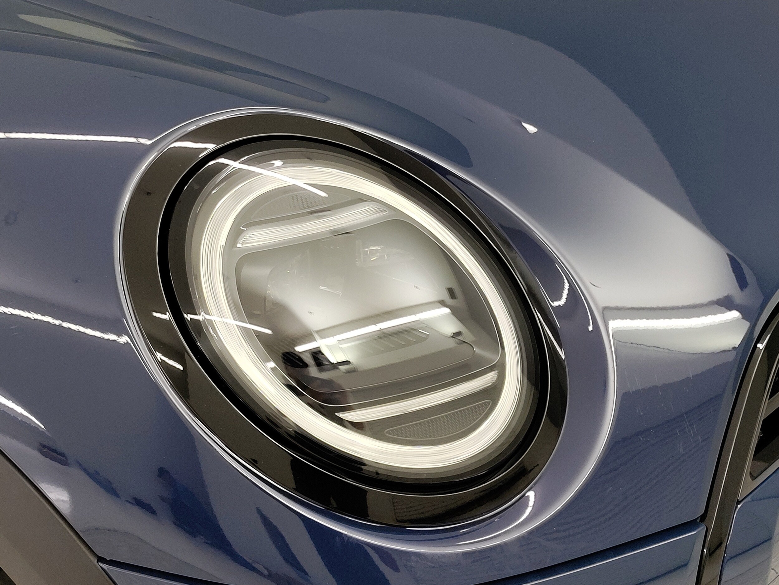 2025 Mini Cooper 4 Door Hardtop Signature photo 3