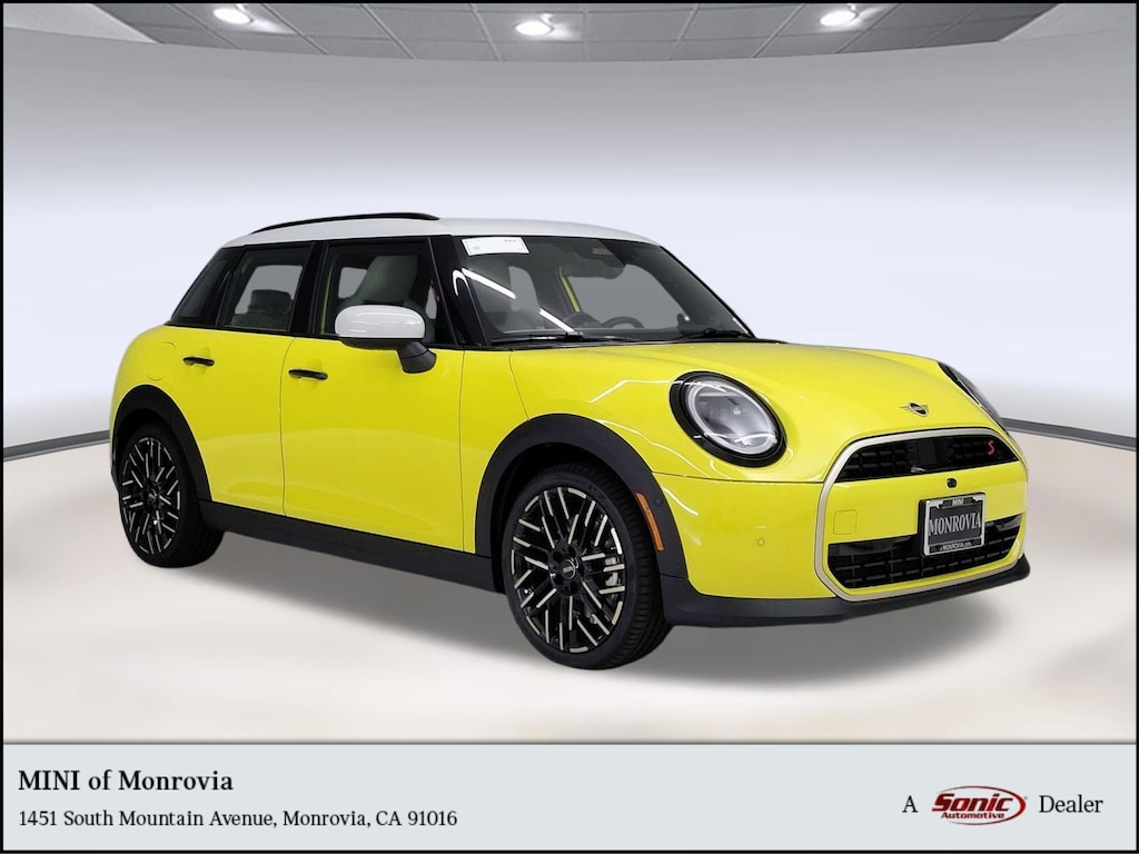 Used 2026 MINI Hardtop 4 Door Cooper S Hatchback