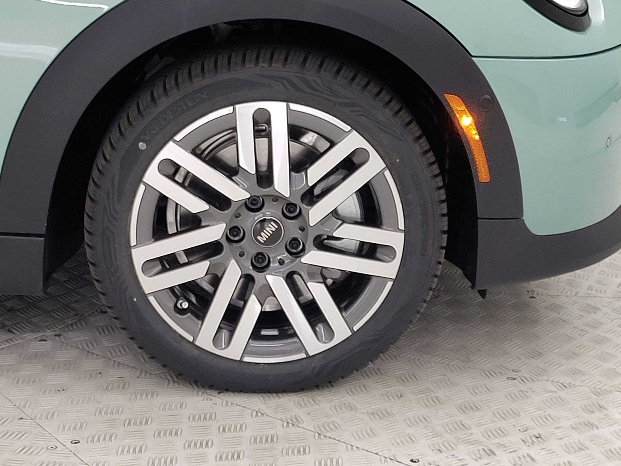 2026 Mini Cooper Hardtop S photo 4