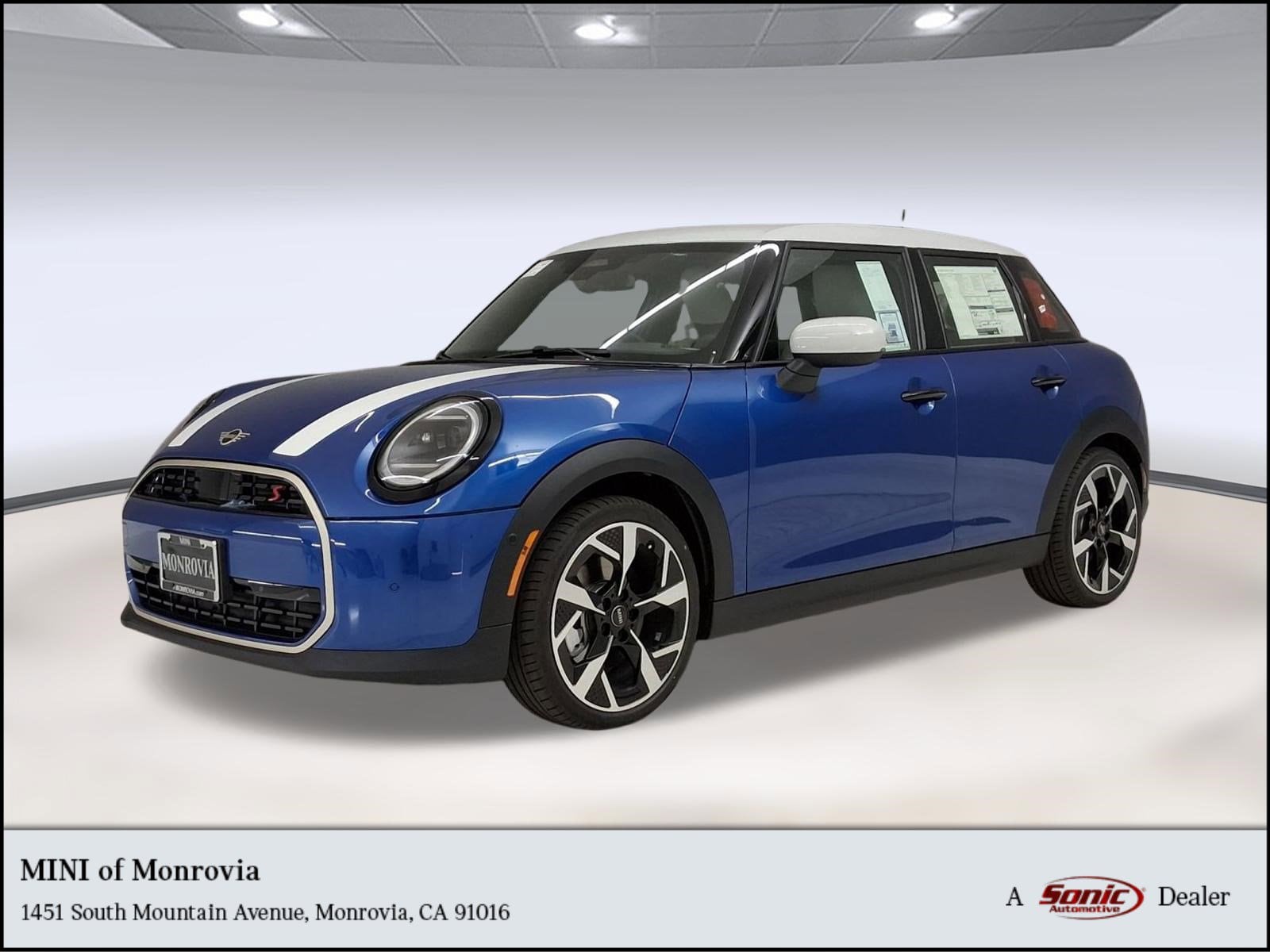 2026 MINI Hardtop Cooper S's photo