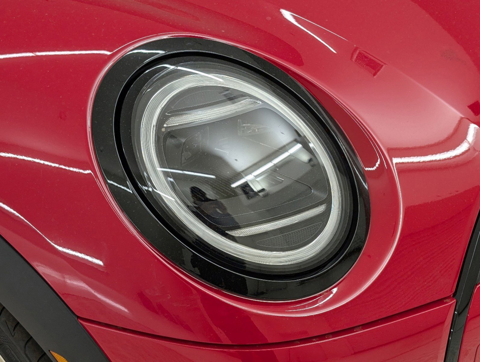 2025 Mini Cooper Signature photo 3