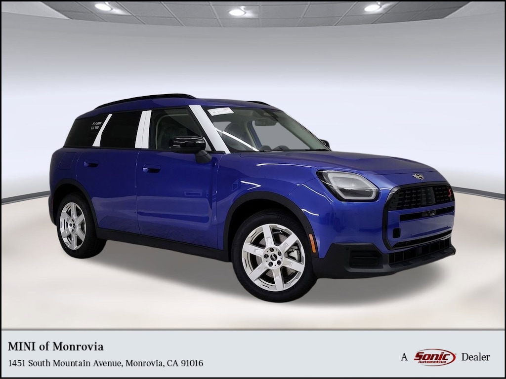 New 2025 MINI Countryman Iconic SUV