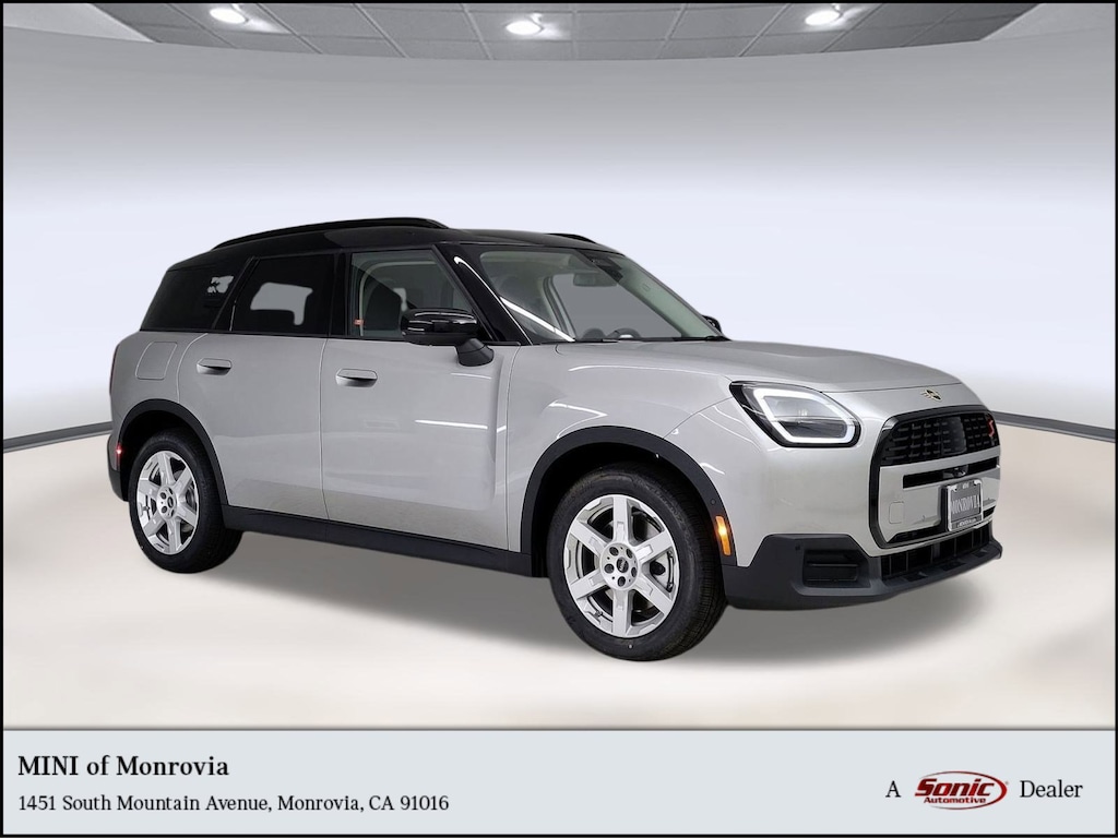 New 2025 MINI Countryman Iconic SUV