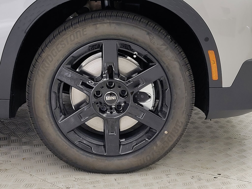 New 2026 MINI Countryman Signature Plus SUV