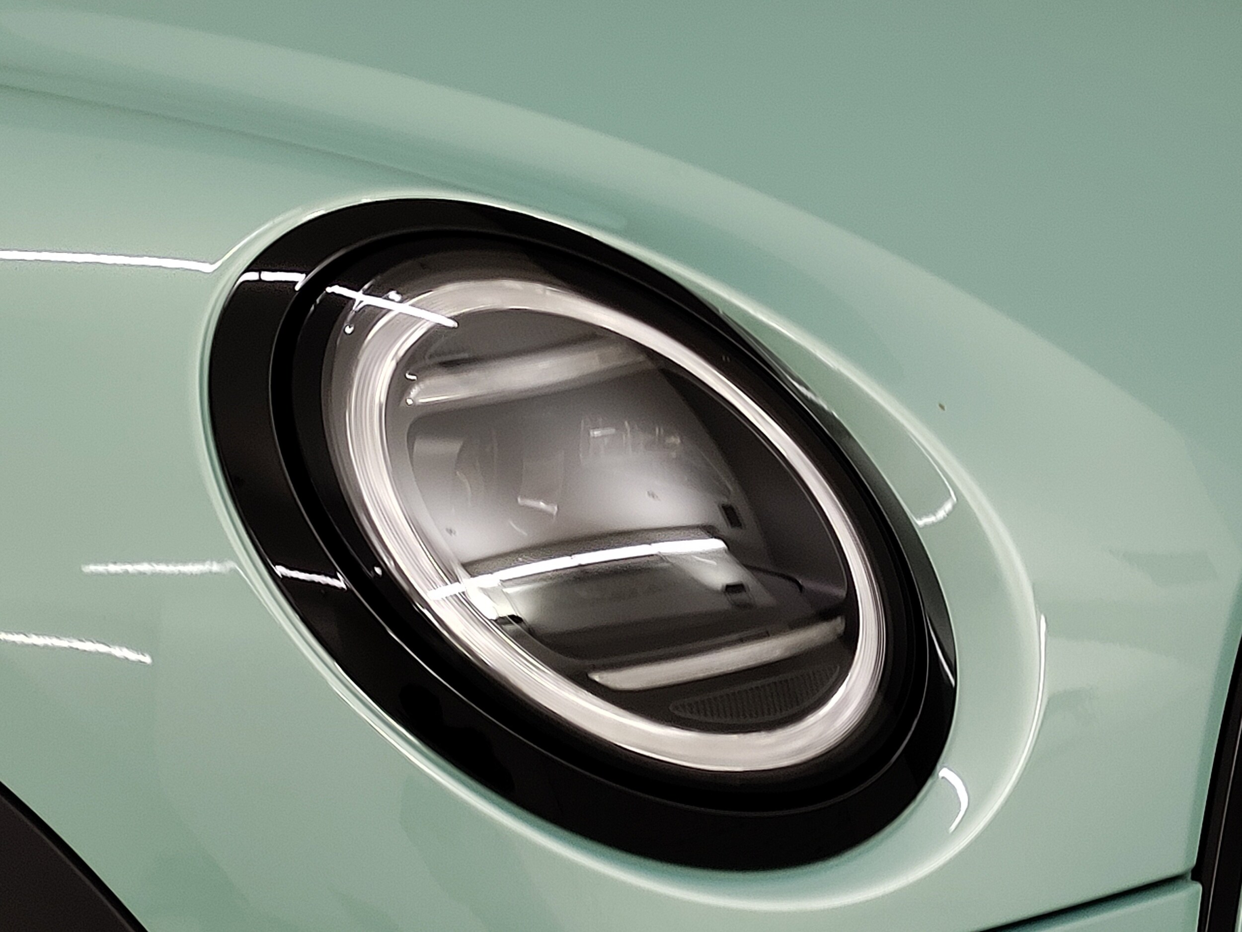 2026 Mini Cooper Hardtop S photo 3