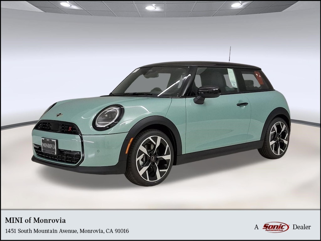 New 2026 MINI 2 Door Signature Plus Hatchback