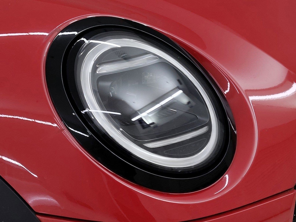 New 2025 MINI Hardtop 2 Door Iconic Hatchback