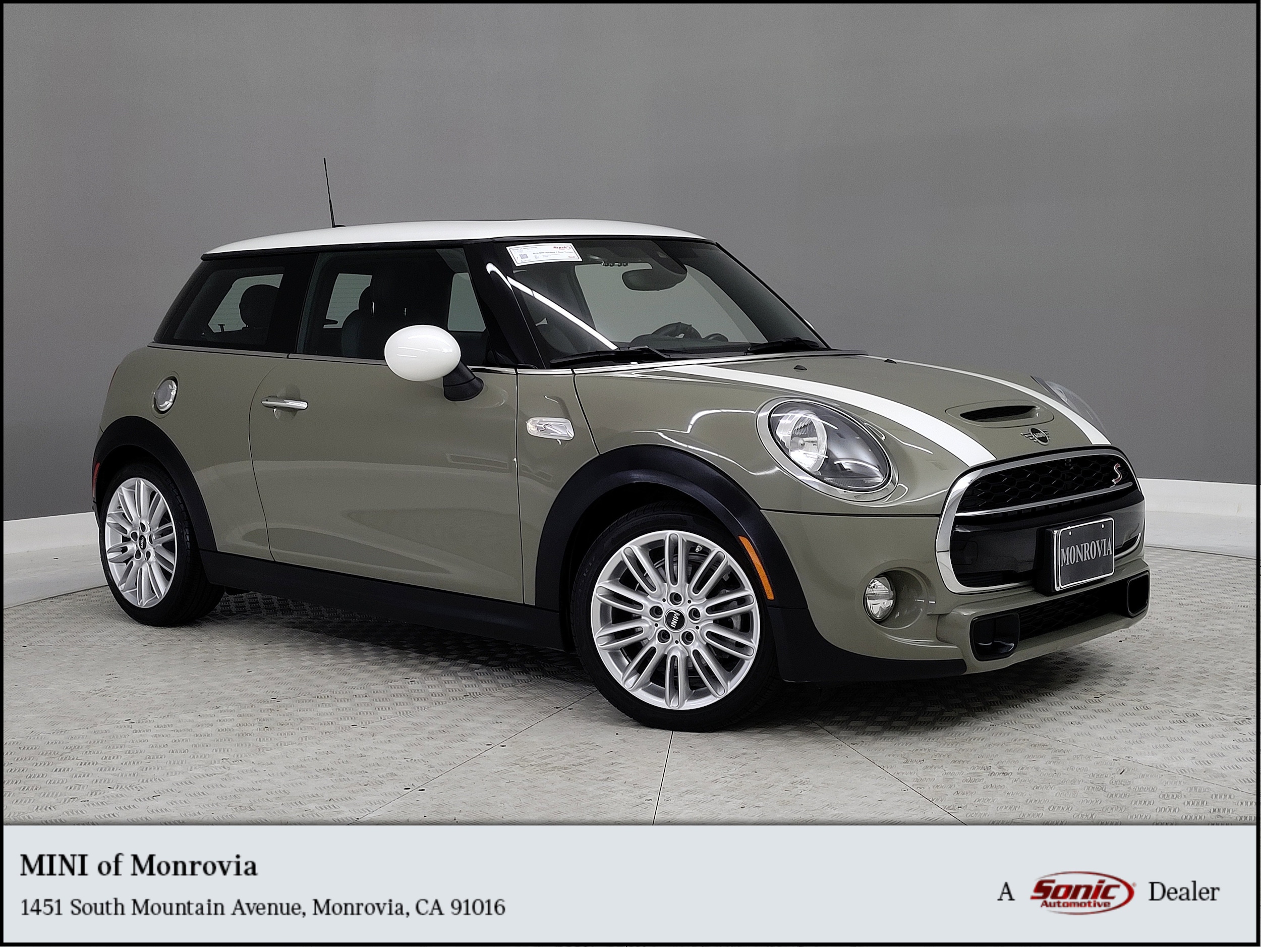 2019 MINI Hardtop 2 Door S's photo
