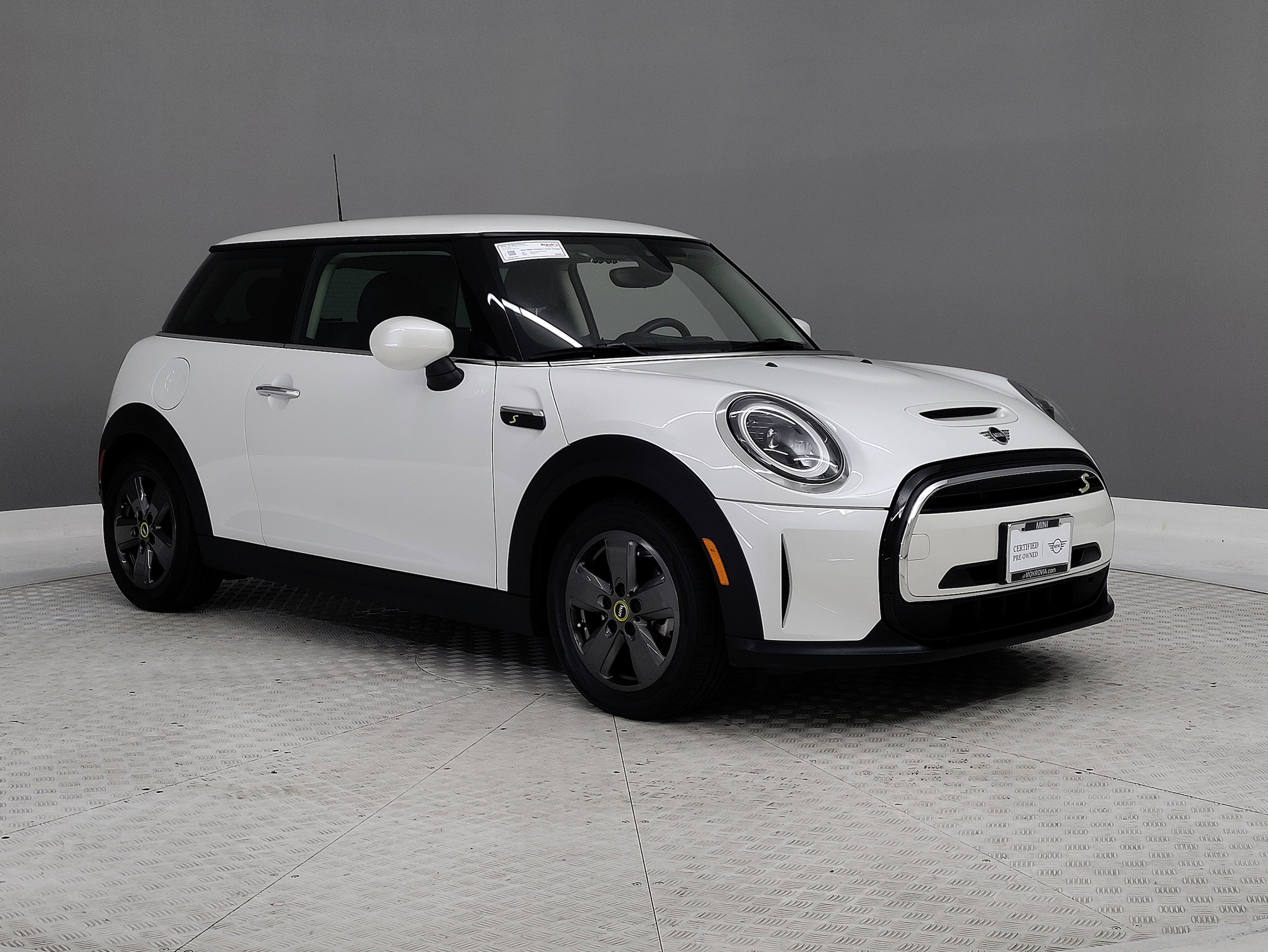 Certified 2024 MINI Hardtop 2 Door SE with VIN WMW13DJ06R2U86684 for sale in Monrovia, CA