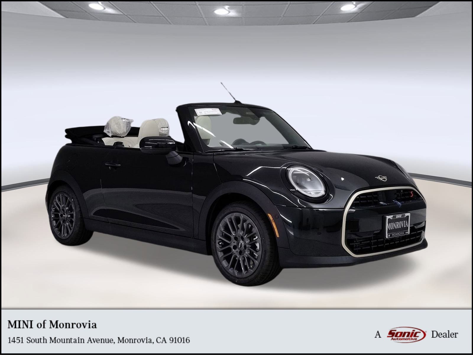 2026 MINI Convertible S's photo