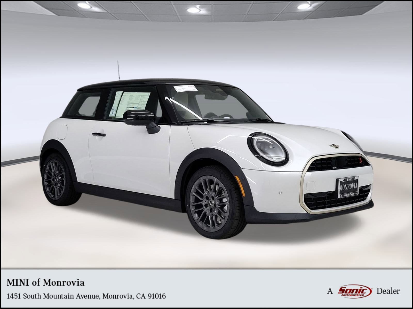 2026 MINI Hardtop 2 Door S's photo