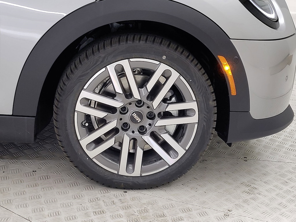 New 2026 MINI 4 Door Signature Plus Hatchback