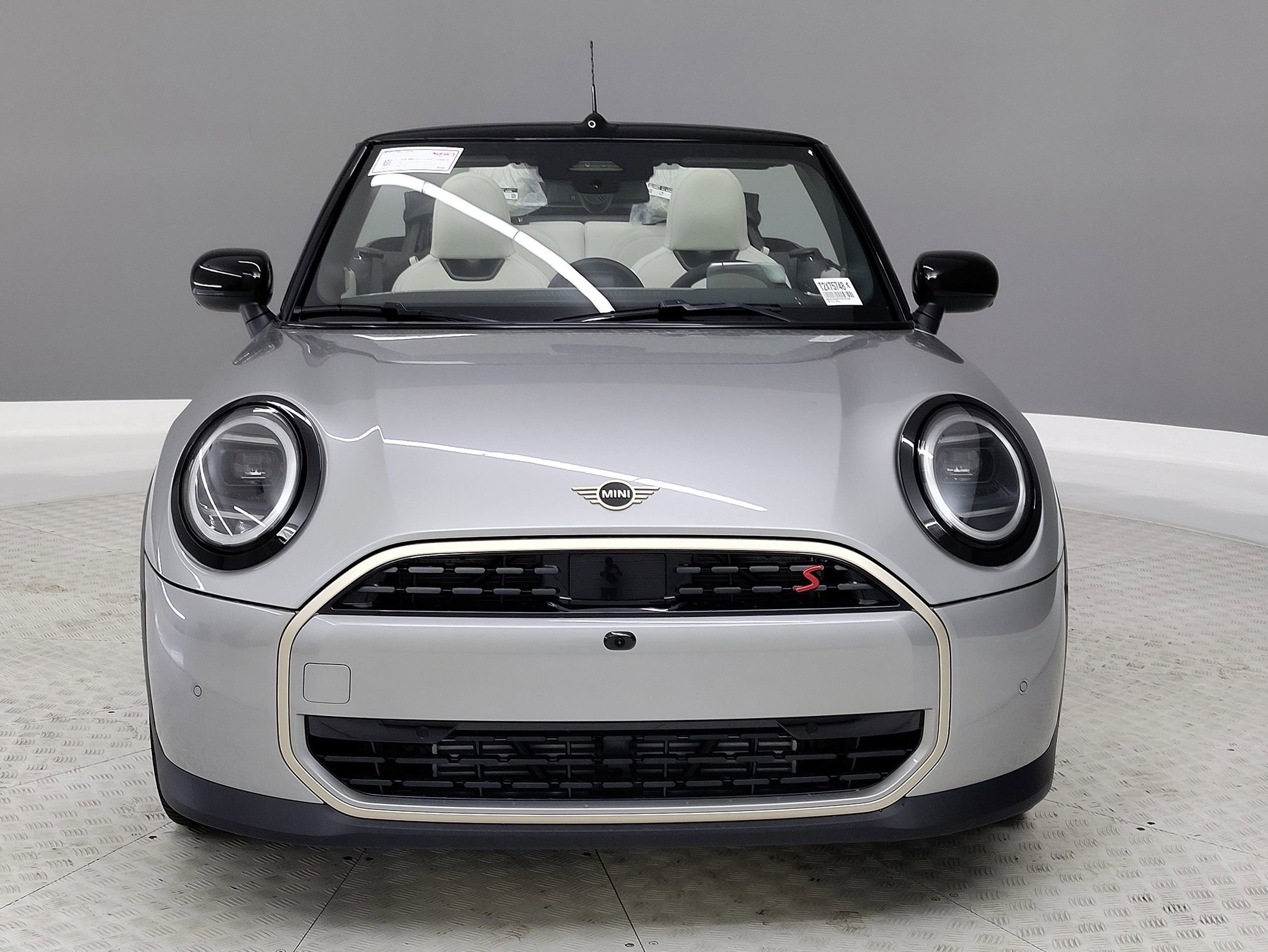 2026 Mini Cooper Convertible Iconic photo 3