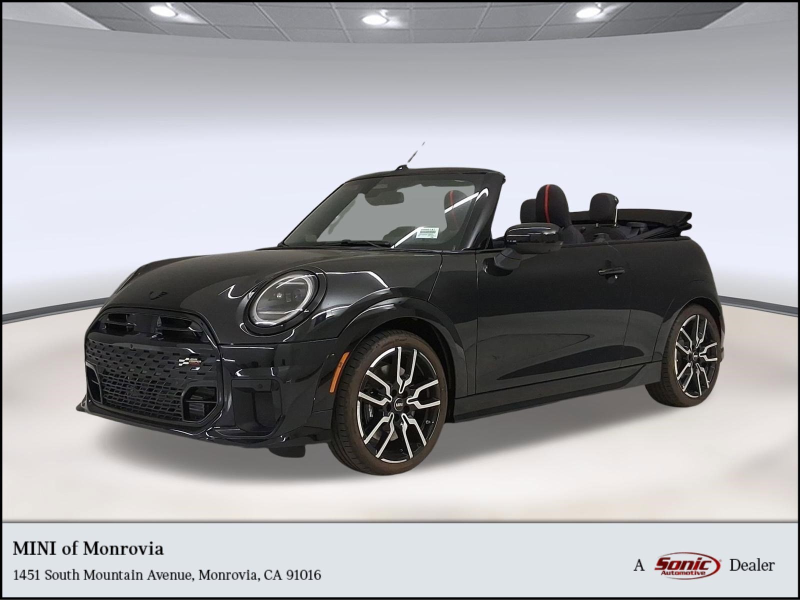 2026 MINI Convertible Cooper S's photo