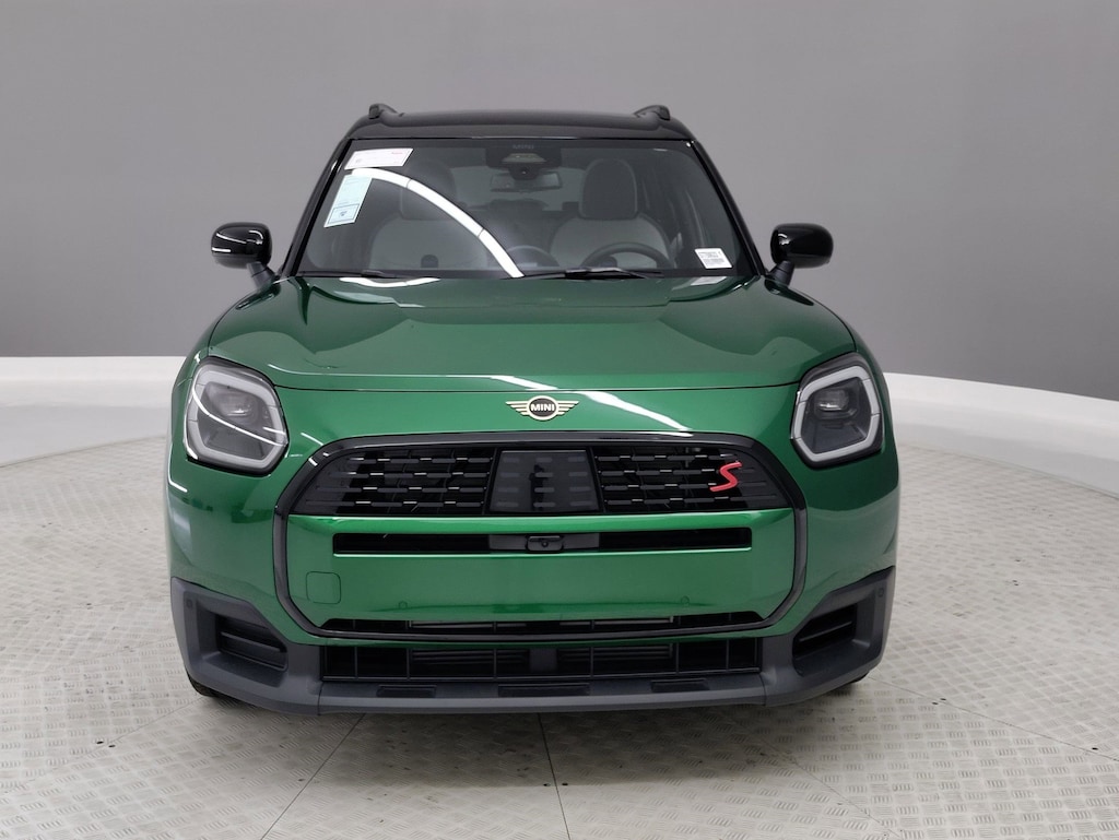 New 2025 MINI Countryman Iconic SUV