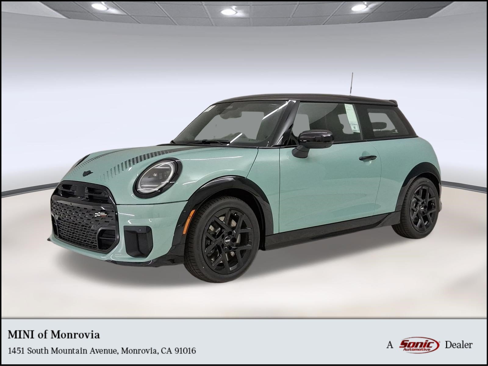 2026 MINI Hardtop Cooper S's photo