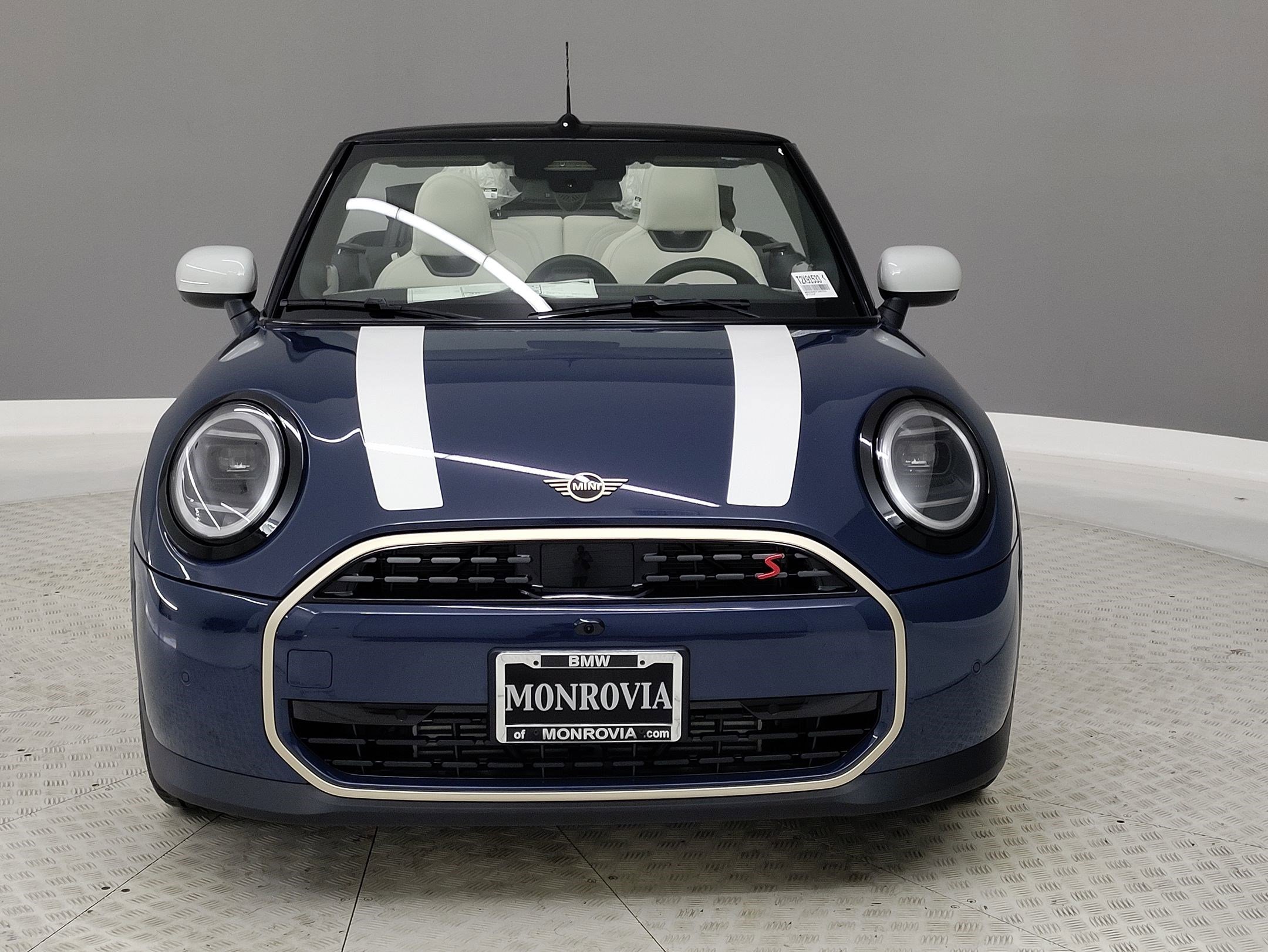 2026 Mini Cooper Iconic Convertible photo 2