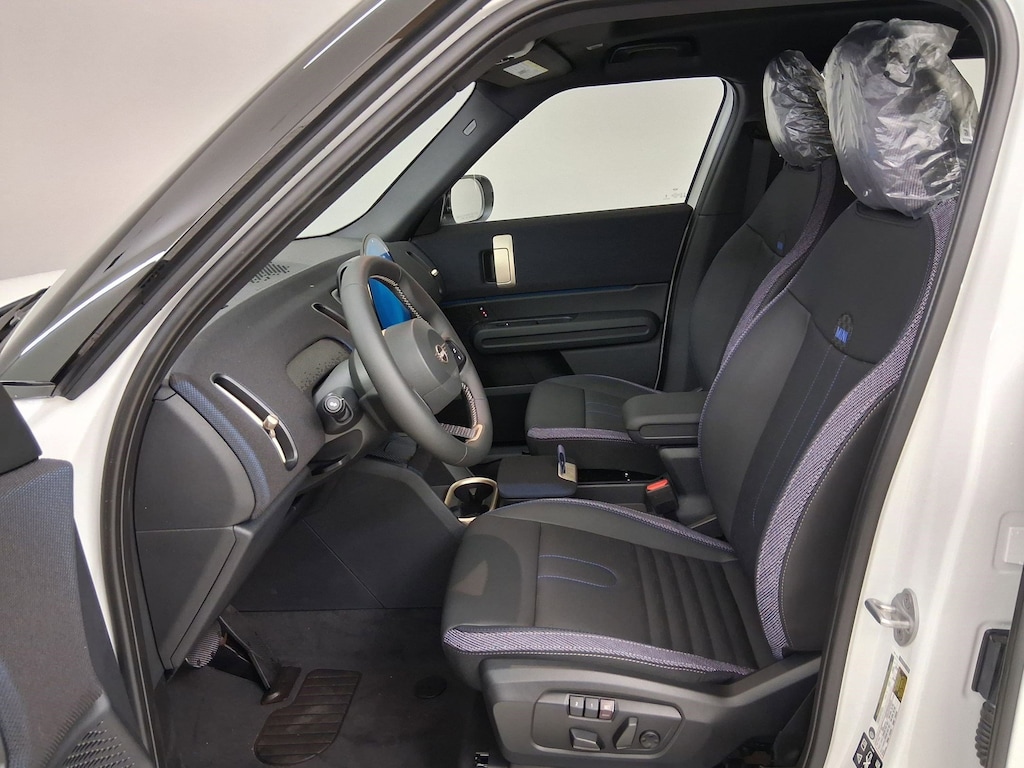 New 2027 MINI Countryman Signature Plus SUV