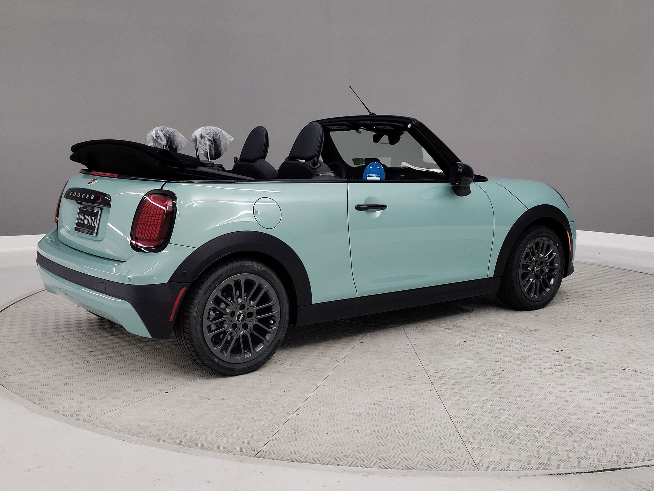 2026 MINI Convertible S - Photo 7