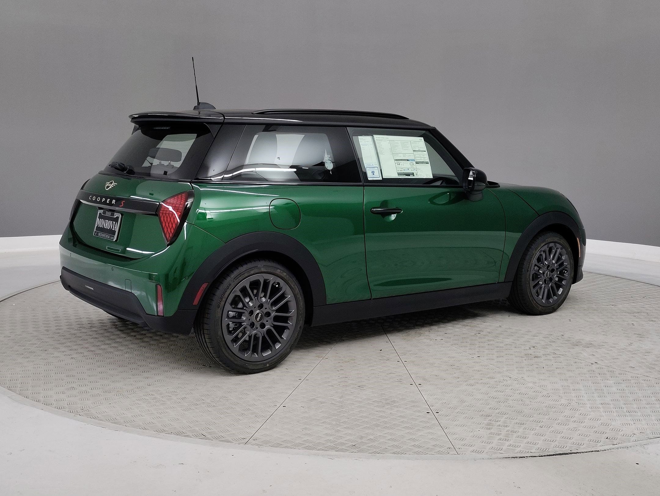 2026 MINI Hardtop 2 Door S - Photo 6
