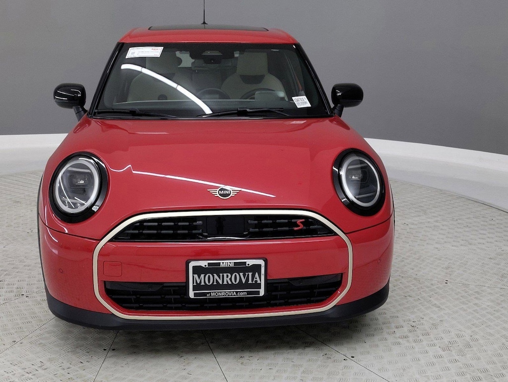 New 2025 MINI Hardtop 4 Door Signature Plus Hatchback