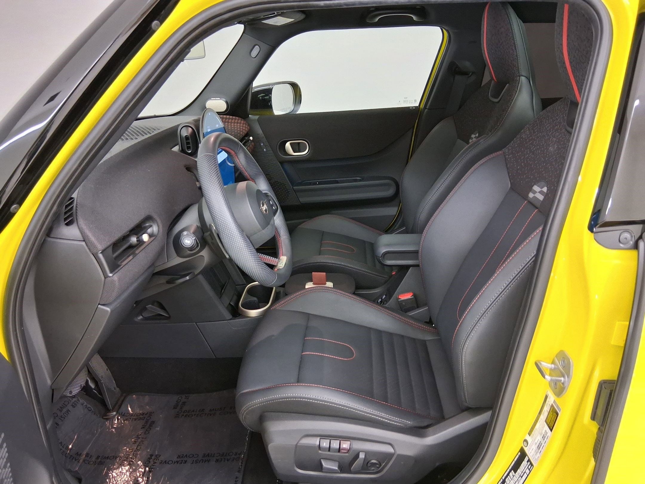 2025 MINI Hardtop 4 Door Cooper S photo 2