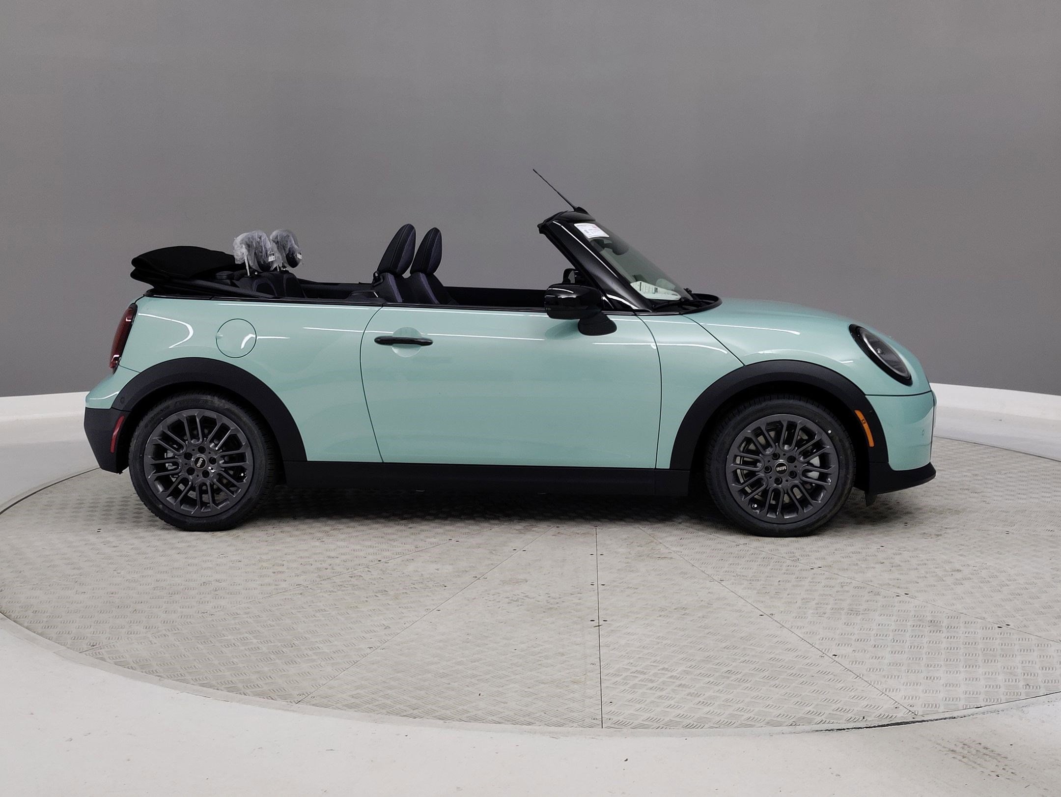2026 MINI Convertible S - Photo 6