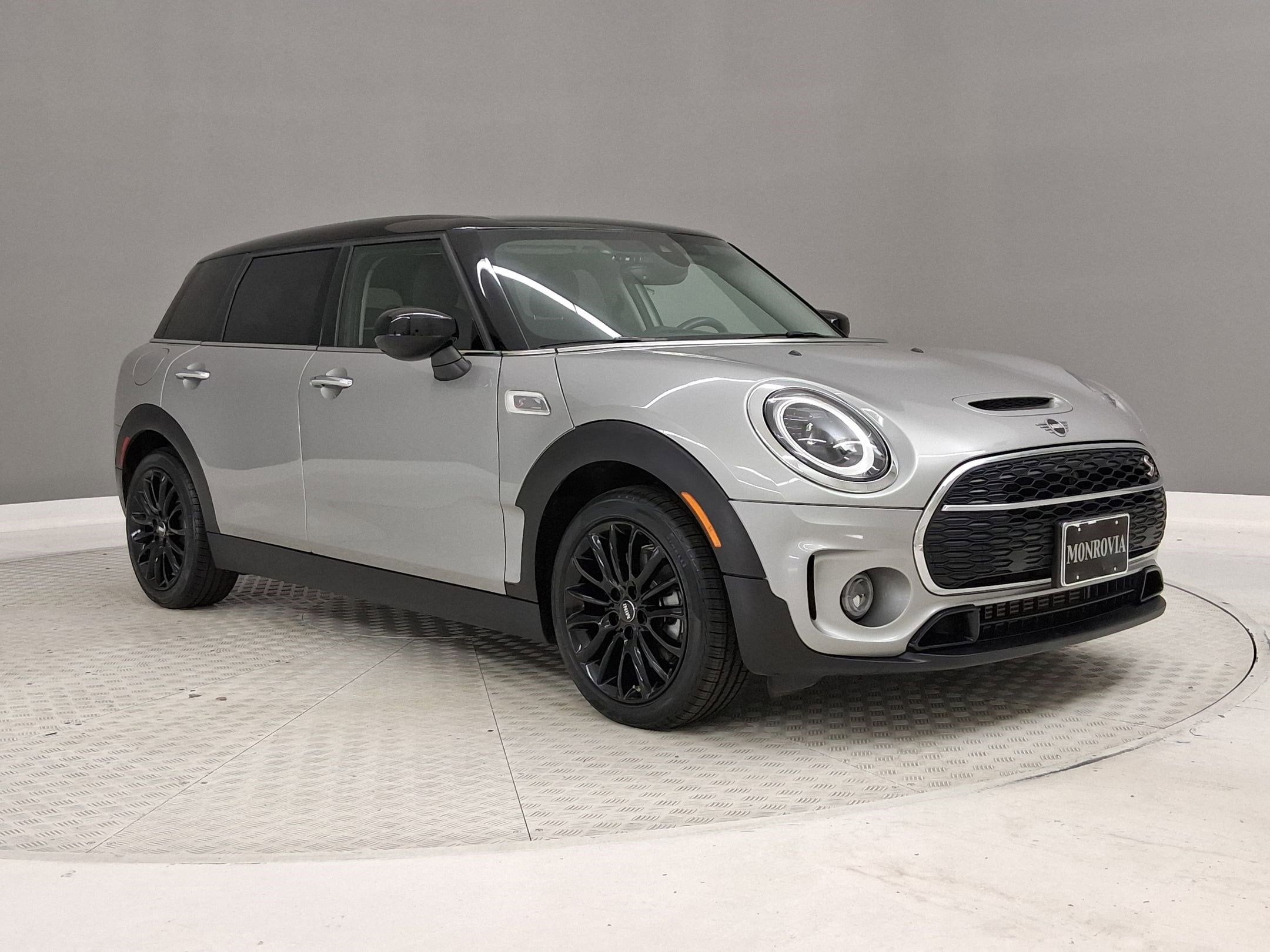 2024 MINI Clubman Cooper S photo 4