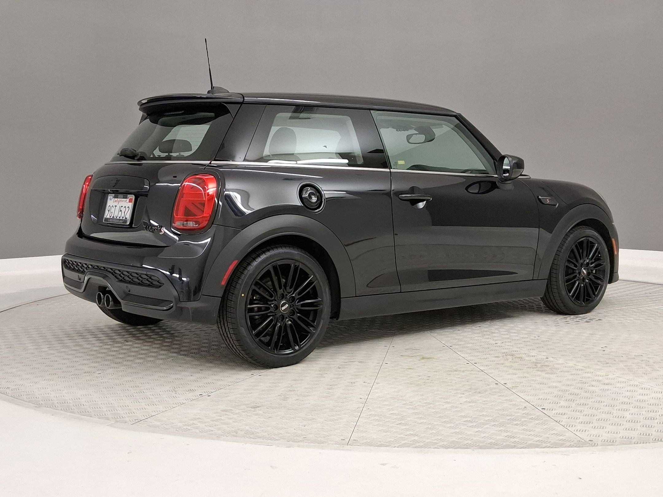 2024 MINI Hardtop 2 Door Cooper S photo 6