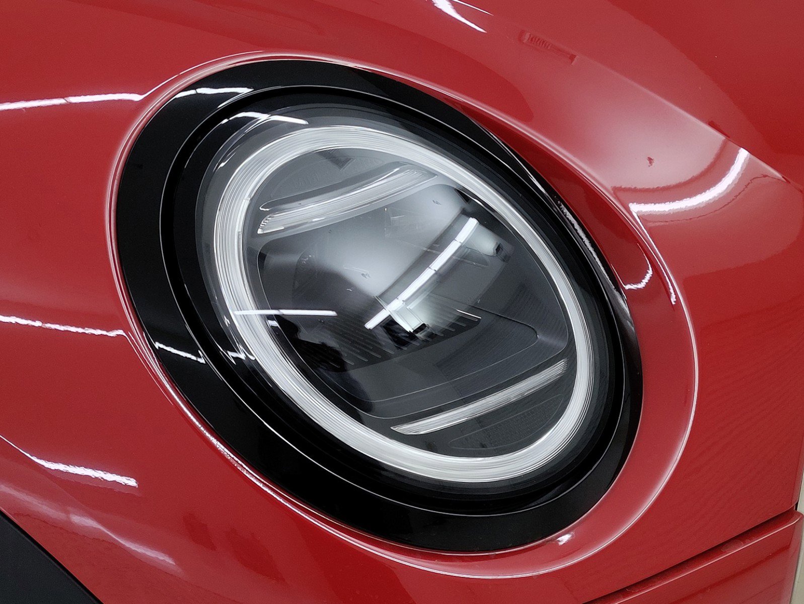 2025 Mini Cooper Signature photo 3