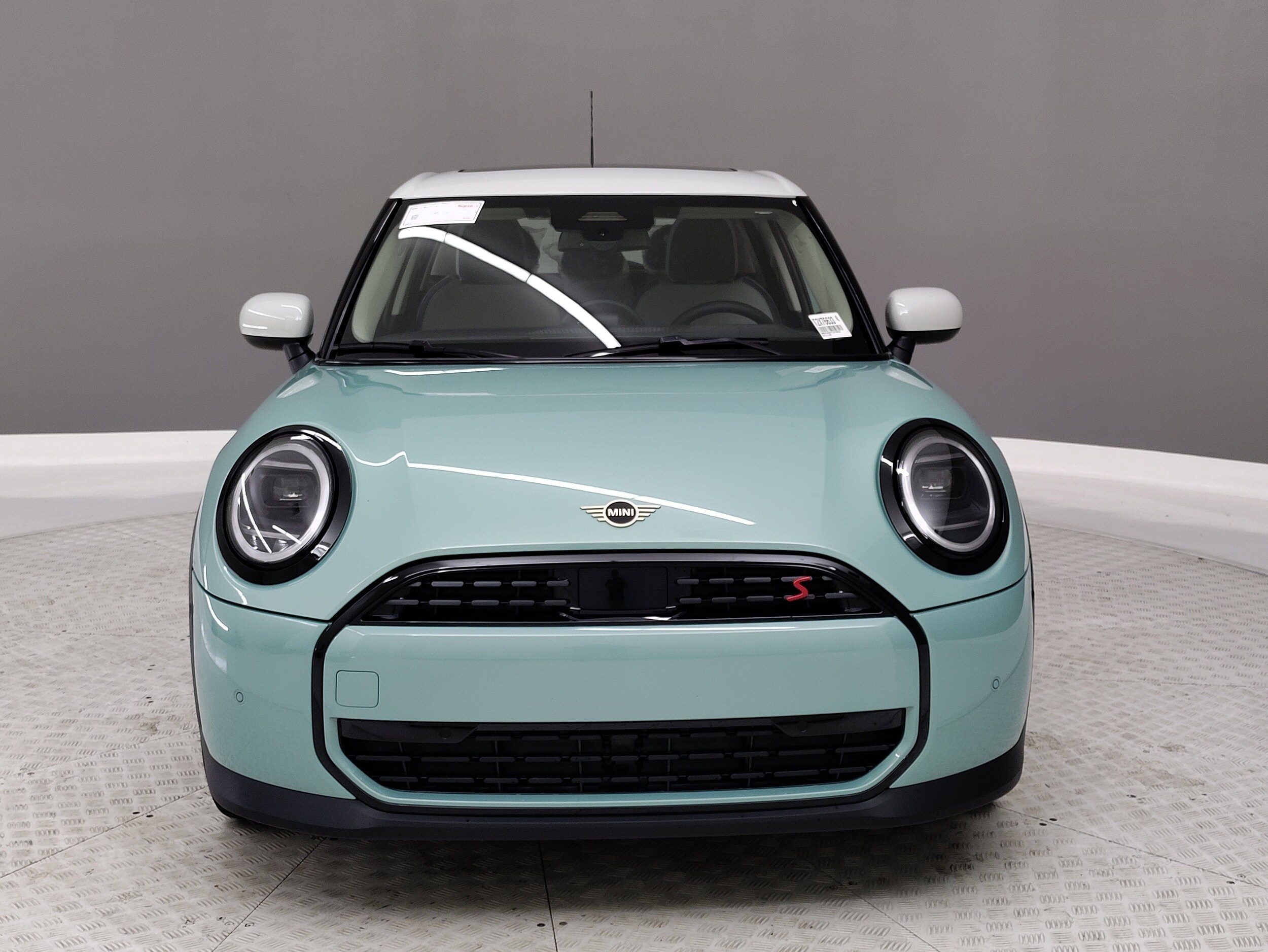 2026 Mini Cooper Hardtop S photo 2