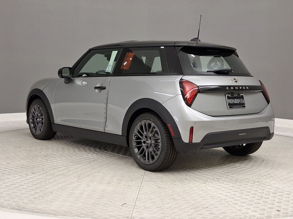 New 2026 MINI 2 Door Signature Plus Hatchback