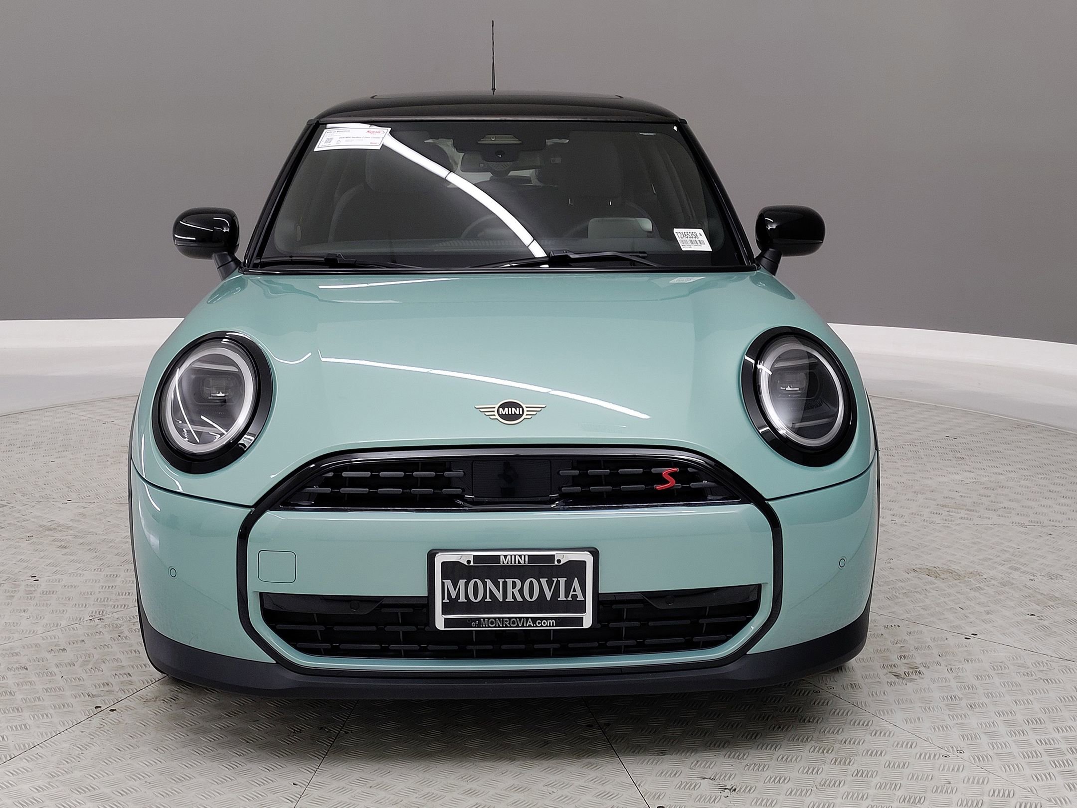 2026 Mini Cooper Hardtop S photo 2