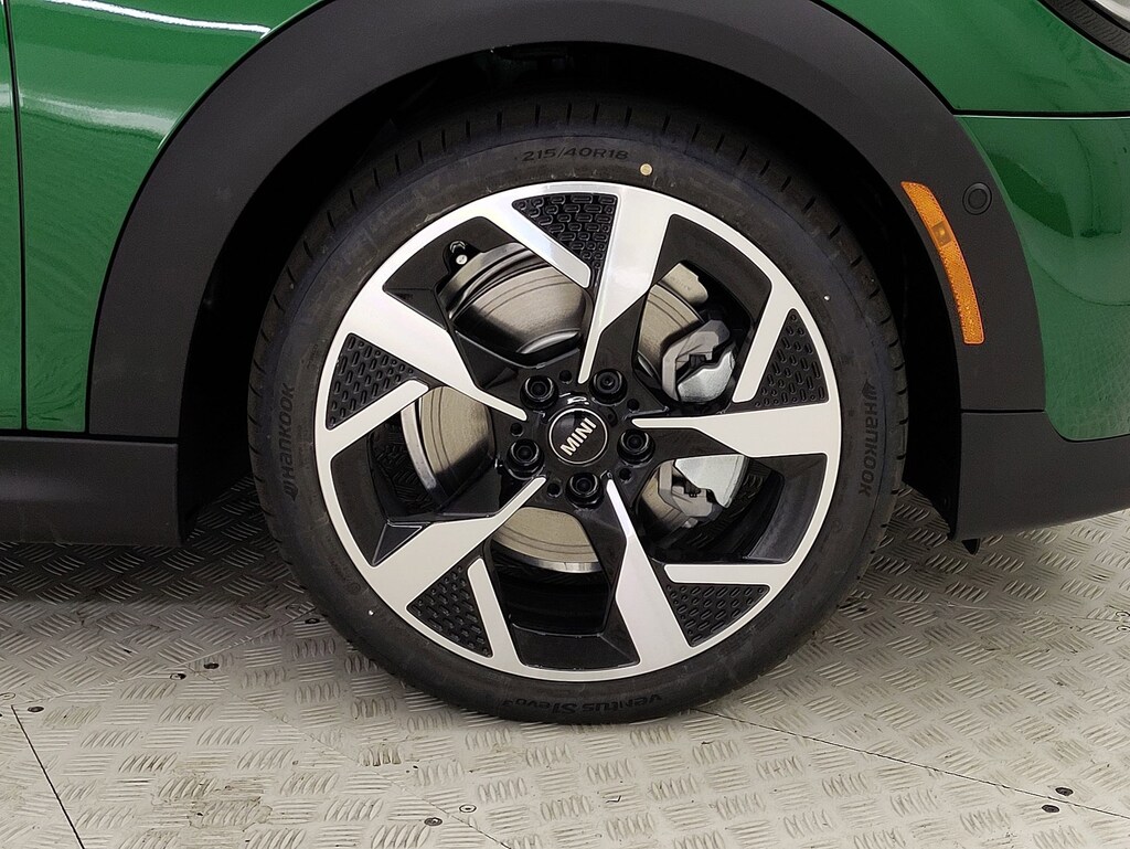 New 2026 MINI 2 Door Signature Plus Hatchback