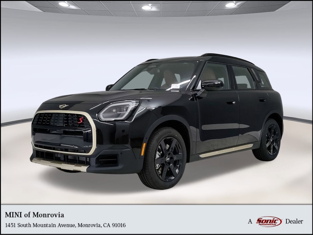 New 2026 MINI Countryman Signature Plus SUV