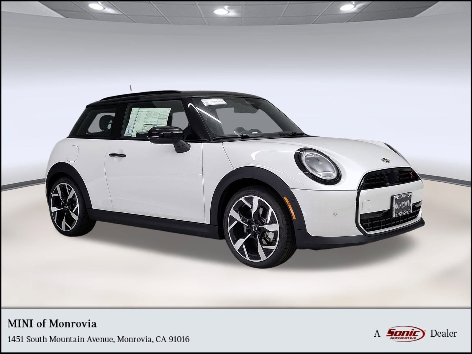 2026 MINI Hardtop 2 Door S's photo