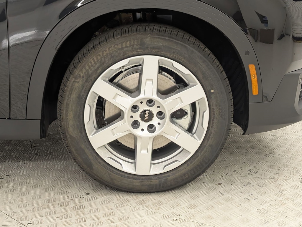 New 2026 MINI Countryman Signature Plus SUV