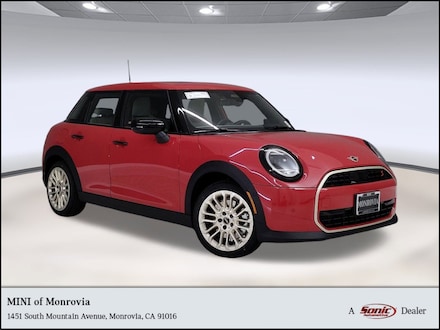2025 MINI Hardtop 4 Door Signature Plus Hatchback